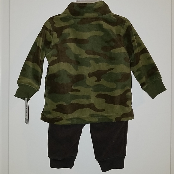 Carter's 2 Piece Set - Picture 2 of 2